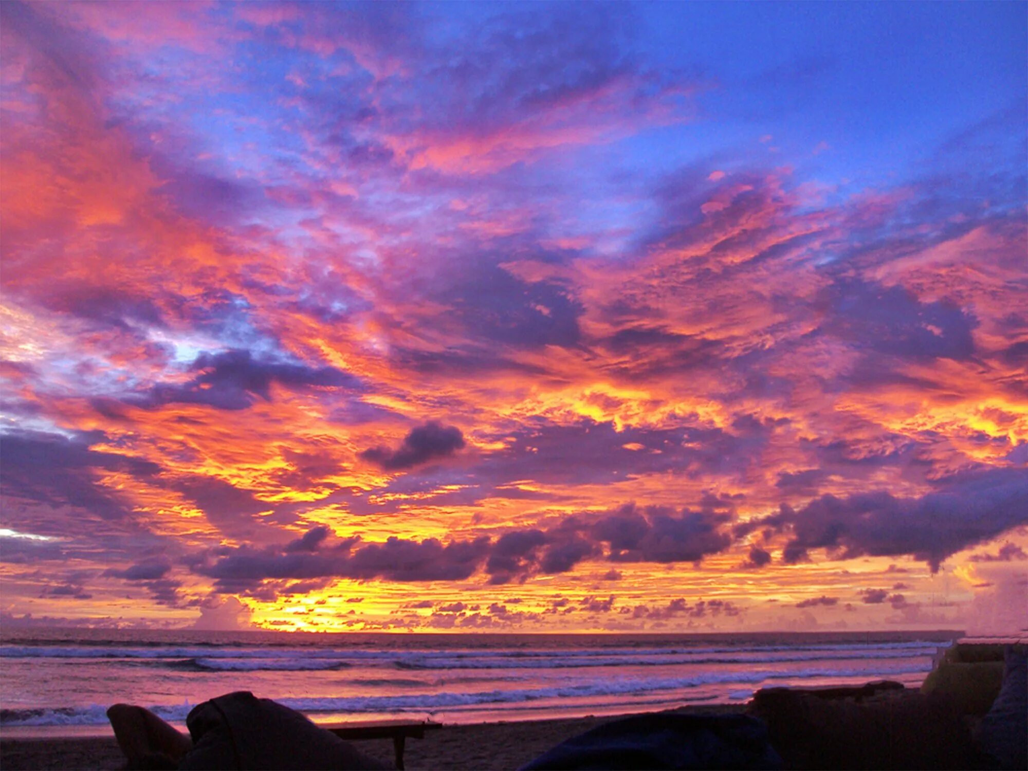 Красивый закат. Закат на бали. Закат на бали. Bali sanur beach bike. Закат на улувату бали.