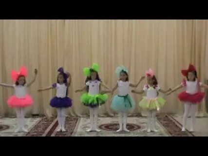 Куколки умеют танцевать