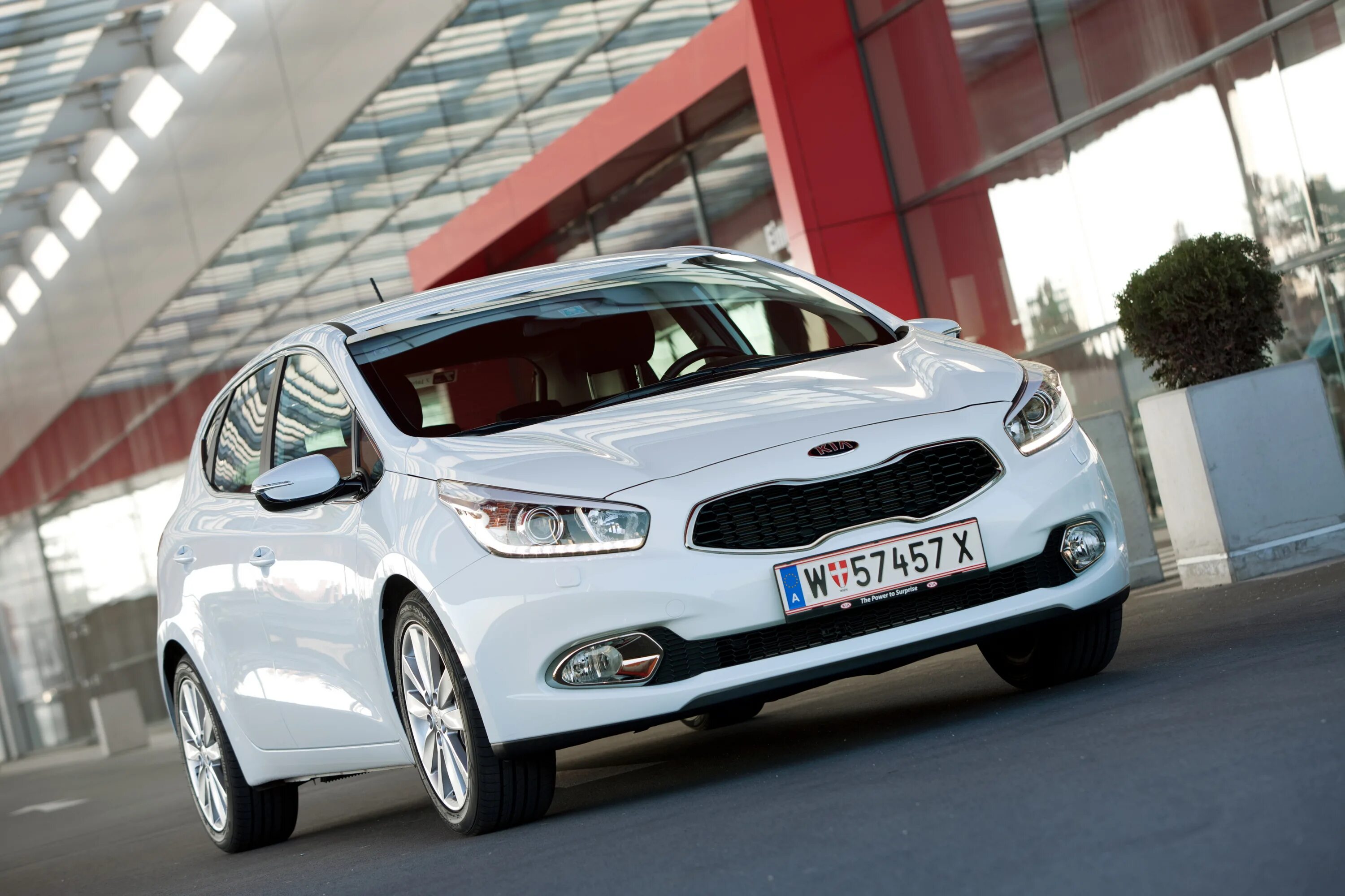 Kia Ceed 2012. Kia Ceed 2012-2018. Кия СИД 2012 хэтчбек. Kia Ceed (2012-2013).