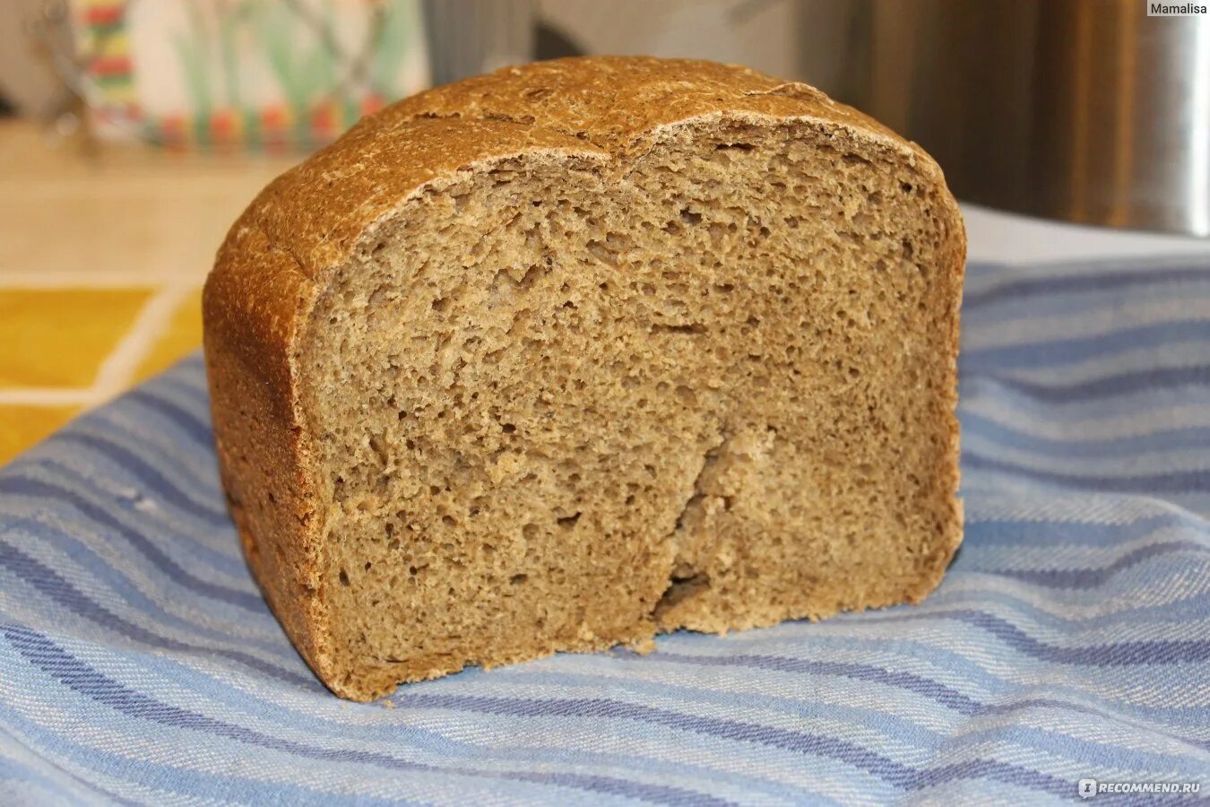 Хлебопечь ржаной хлеб. Ржаной хлеб в хлебопечке. Хлеб из ржаной муки в хлебопечке. Ореховый хлеб. Круглый серый хлеб.