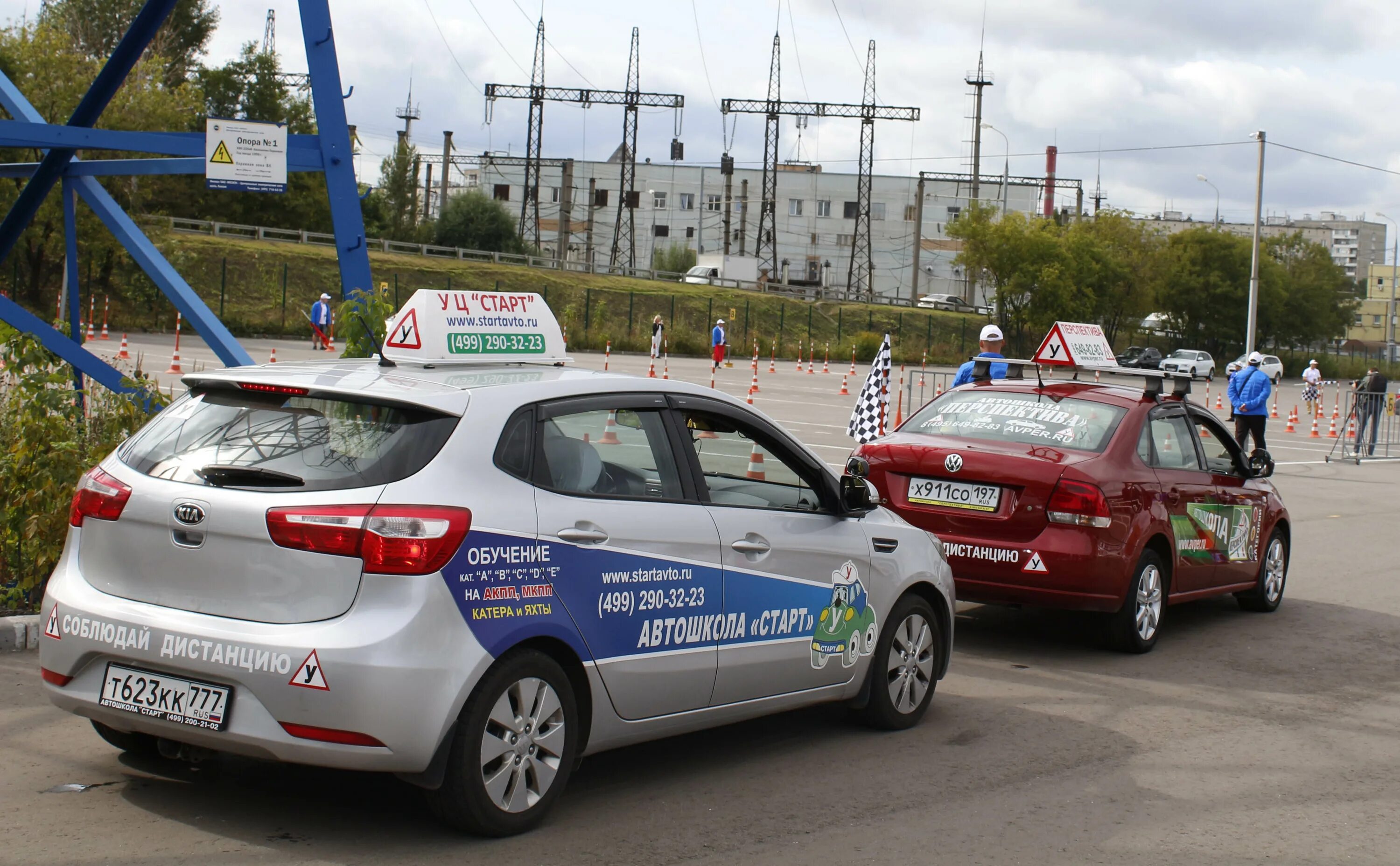 Автошкола старт в москве. Автошкола старт Алтуфьево. Автошкола старт автомобиль. Киа Рио автошкола старт.