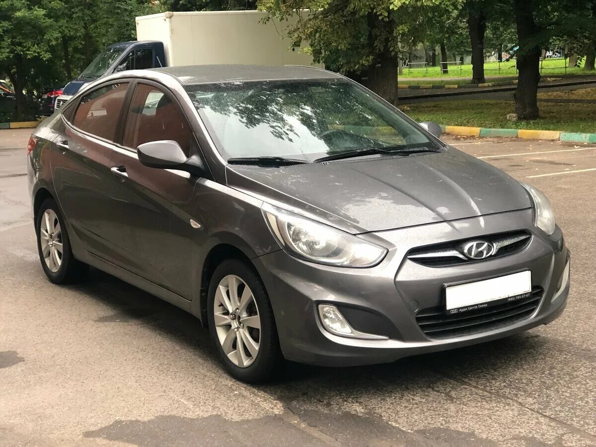 Хендай солярис полная. Hyundai Solaris 2010. Серый Хендай Солярис 2012. Hyundai Solaris 2012 серый. Hyundai Solaris 2014 серый.