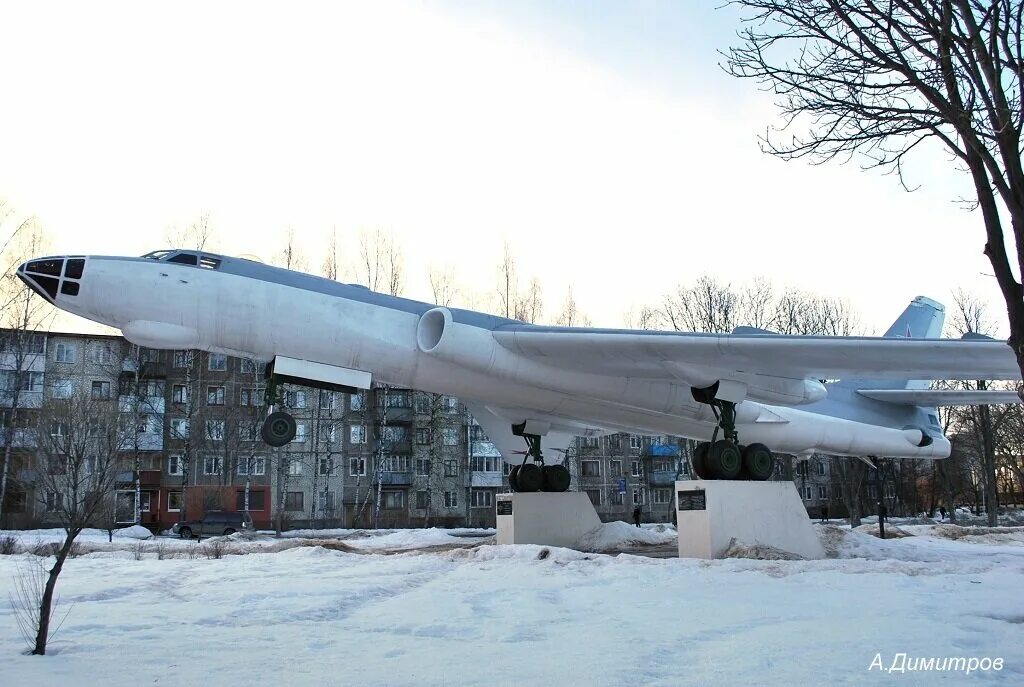 Памятник самолет в смоленске на багратиона. Самолёт на багратиона смоленск. Авиа смоленска. Памятник самолет в смоленске на багратиона. Памятник самолет в смоленске на багратиона.