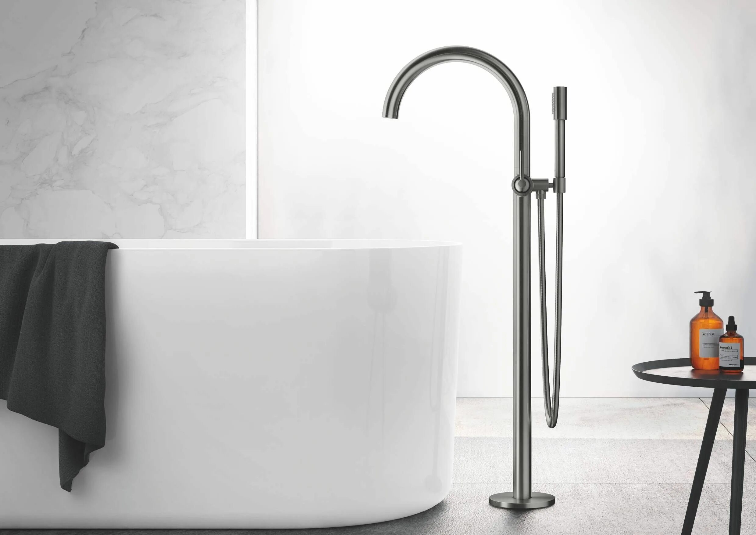 Смеситель с душем напольный. Смеситель Grohe Atrio New 32653003. Grohe Atrio смеситель напольный. Atrio New Grohe смеситель напольный. Смеситель Grohe Atrio New.