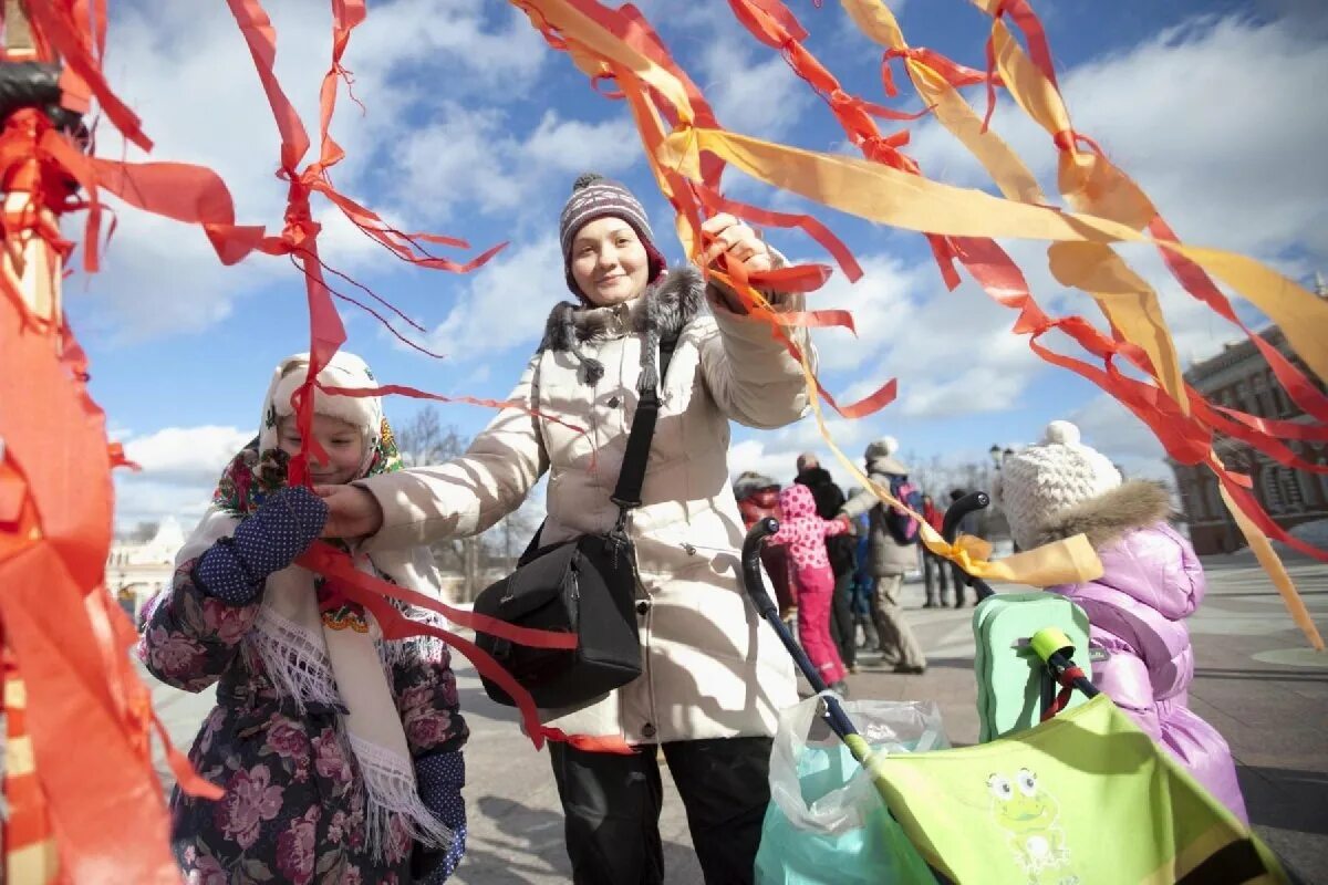 Масленица в Царицыно. Масленица в Царицыно 2023. Парк Царицыно Масленица. Встреча весны. Масленичные гуляния в москве сегодня