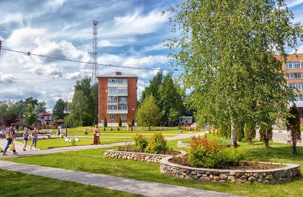 Шаховская. Шаховская сквер Прибрежный. Городское поселение Шаховская. Посёлок Шаховская Московской. Поселок городского типа Шаховская.