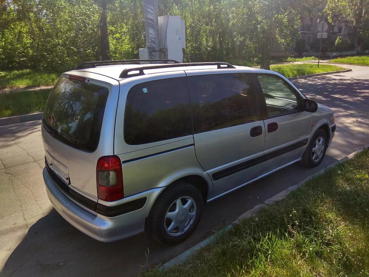 2. 2. 2 mt, 1997 мозг. минивэн opel sintra. опель синтра 2.