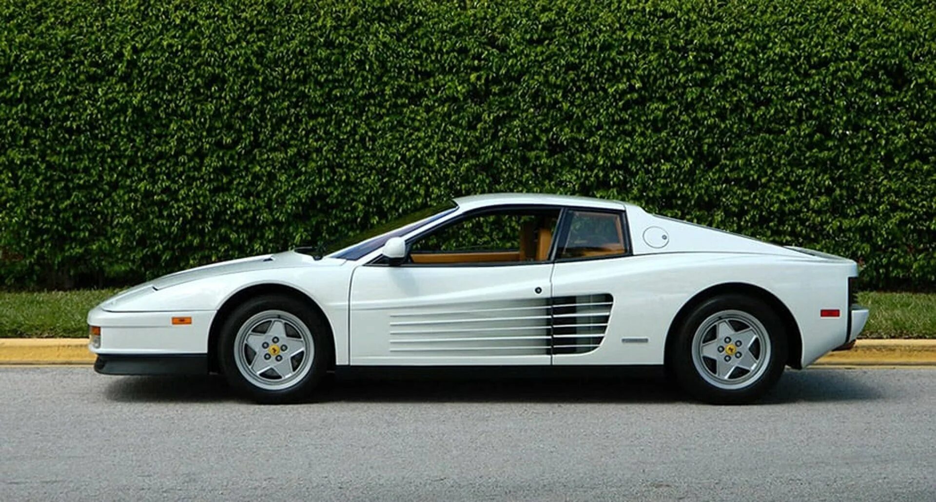 Феррари волк. Ferrari testarossa. Феррари волк. Феррари волк. Liberty walk феррари.