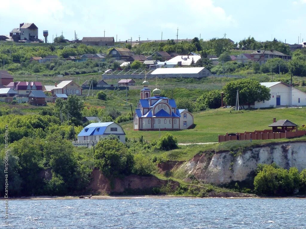 Село теньки татарстан. Камское устье красновидово. Камское устье красновидово. Камские дали удмуртия женщина и природа. Село теньки татарстан.