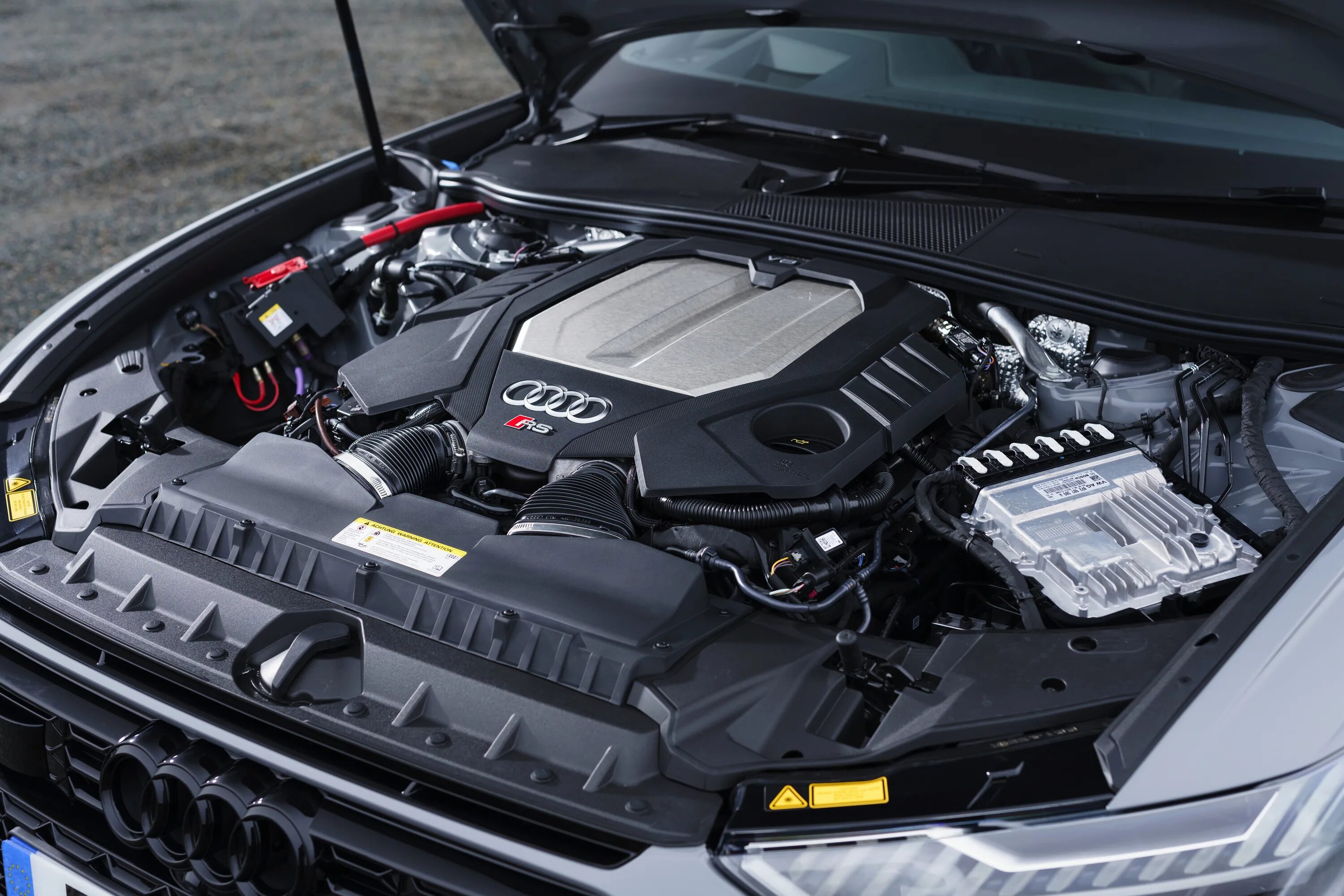 Мотор audi rs6 v10. Двигатель audi rs6 2021. Двигатель audi rs 6. Двигатель audi rs 6. Audi rs6 двигатель.