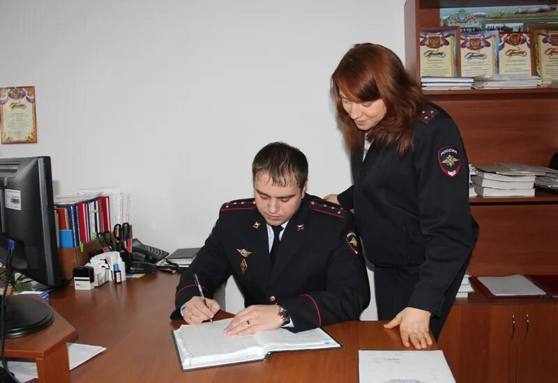 Отдел делопроизводства и режима мвд. Делопроизводство в овд. Отдел делопроизводства и режима мвд. С днём делопроизводства мвд россии. Делопроизводитель в полиции.