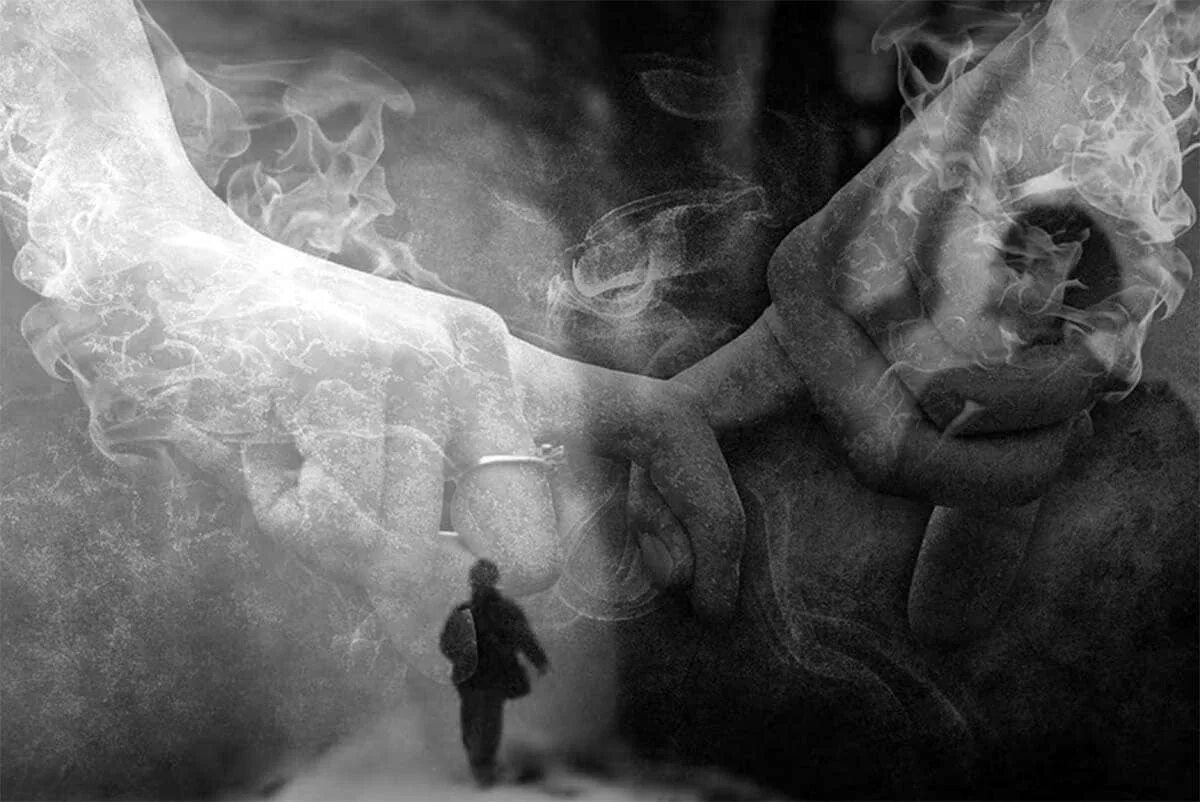 Стих темная вуаль. Сжала руки под темной вуалью. руки под вуалью. сжала руки под темной вуалью иллюстрации. сжала руки под темной вуалью картина.