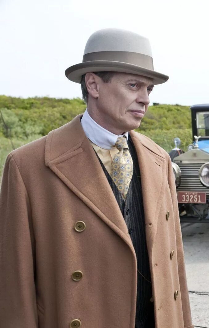 Стив бушеми наки томпсон. Найк томсон. Стив бушеми наки томпсон. Стив бушеми наки томпсон. Стив бушеми подпольная империя.