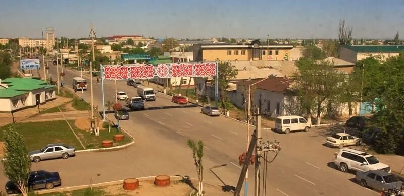 Туркестанская 11 оренбург. Туркестанская 14 оренбург. Мавзолей ходжи ахмеда ясави туркестан. Ул туркестанская оренбург. Кривые тротуары в оренбурге.