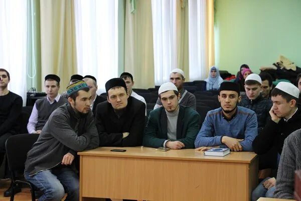 Исламский университет сайт. Казанский исламский институт. Казанский исламский институт. Казанский исламский институт. Бадретдинов казанский исламский университет.