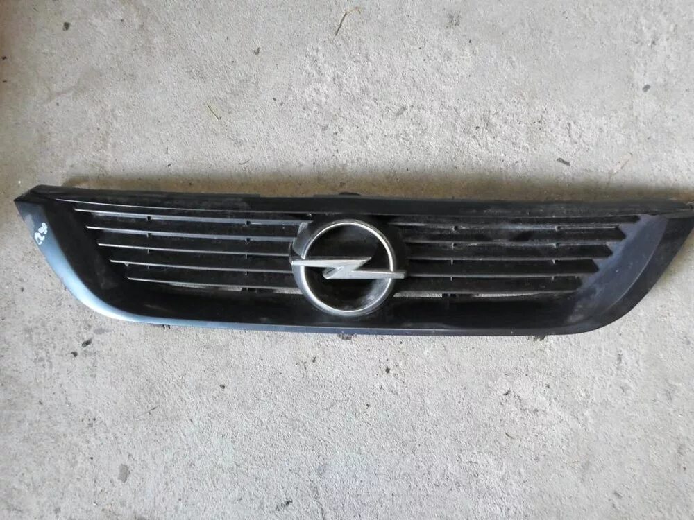 Решетка радиатора signum vectra c. Накладка на радиатор опель вектра б. Решетка радиатора опель вектра с 2007. Решетка радиатора opel vectra c 2007. Решетка радиатора opel vectra c.