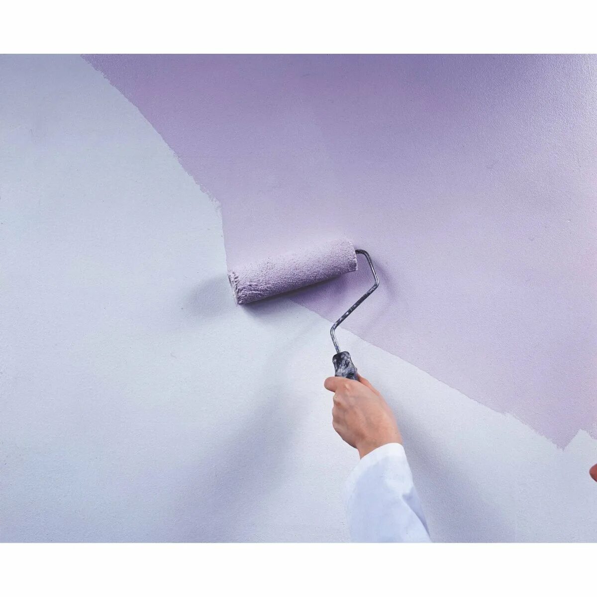 Краска для стен. Стены покрашенные водоэмульсионной. Оригинальная окраска стен. Водоэмульсионная краска для стен. Валик для покраски водоэмульсионной краской.