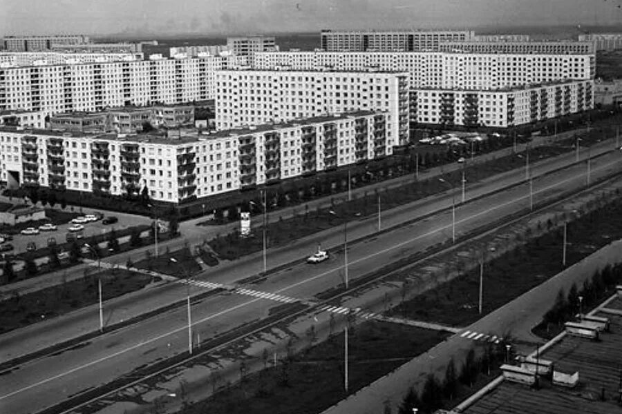 Группировки тольятти 90-х. Старый тольятти комсомольский район. Тольятти автозаводской район в 80-е. Тольятти автоваз 90е. Тц русь тольятти.