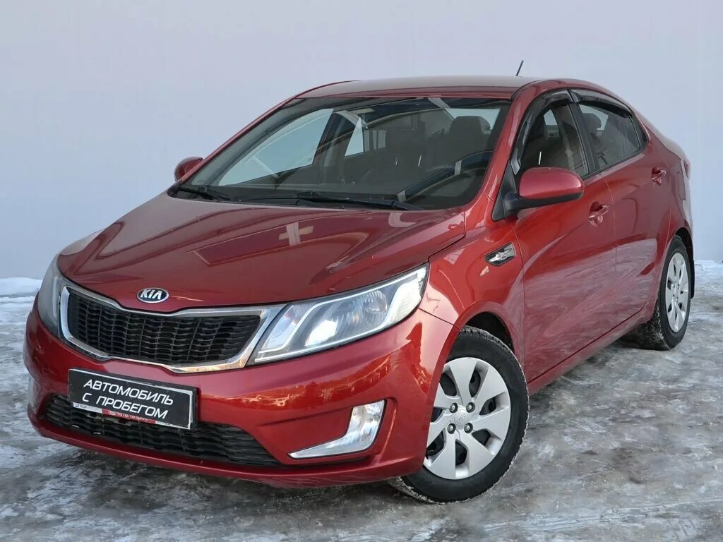 Авито авто красно. Kia Rio 3 2013. Kia Rio III седан 2013. Kia Rio III 2013. Киа Рио 2013 красная.