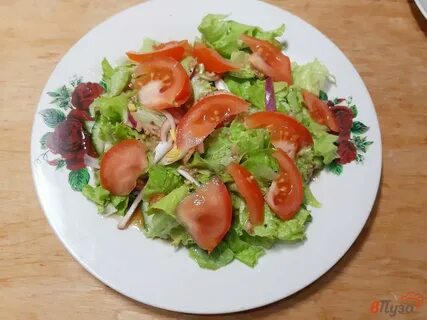 Салат с тунцом и салатом айсберг