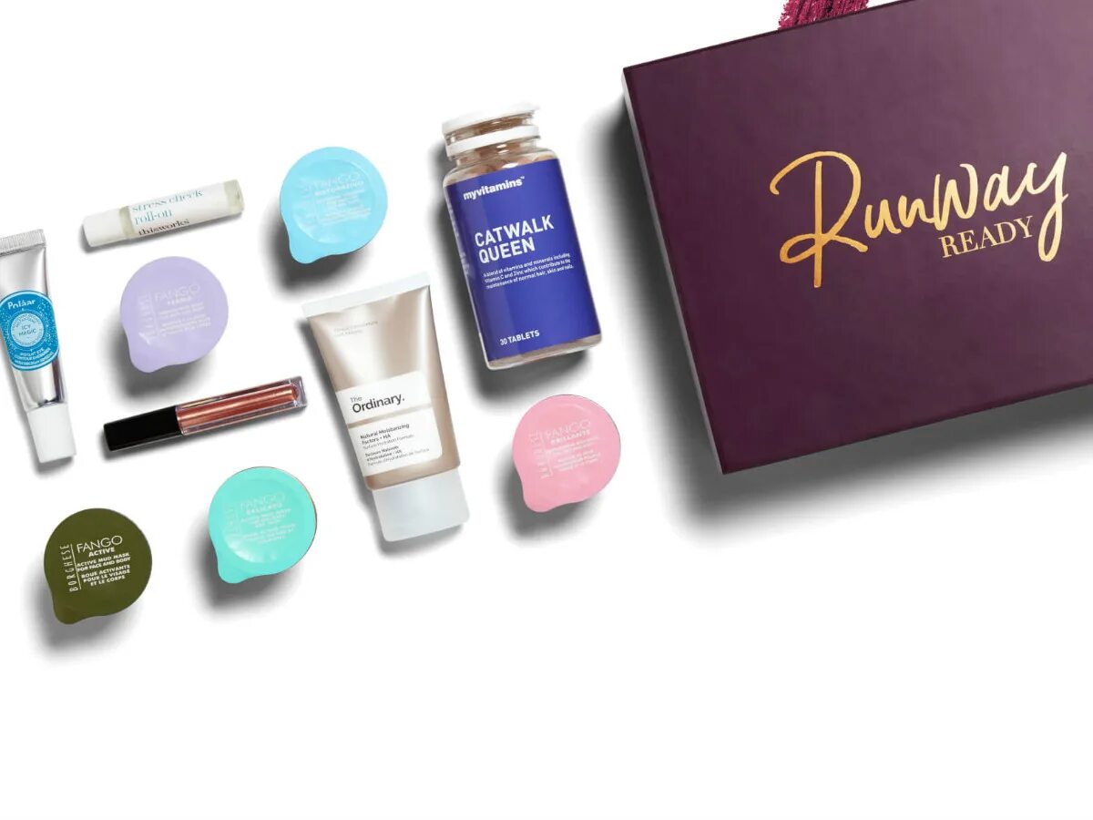 Lookfantastic интернет магазин. Bundle lookfantastic. Lookfantastic логотип. Lookfantastic promo code 2025 tobecoupon. Lookfantastic promo code 2025 tobecoupon.