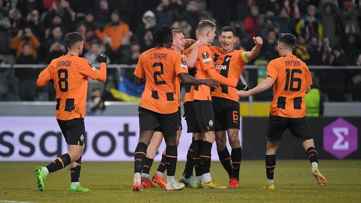 Шахтер выиграет. Фк шахтер. Джуниор мораеш шахтер 2021. Играем зав шахтера. Шахтер донецк.