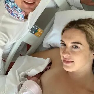 Вика родила