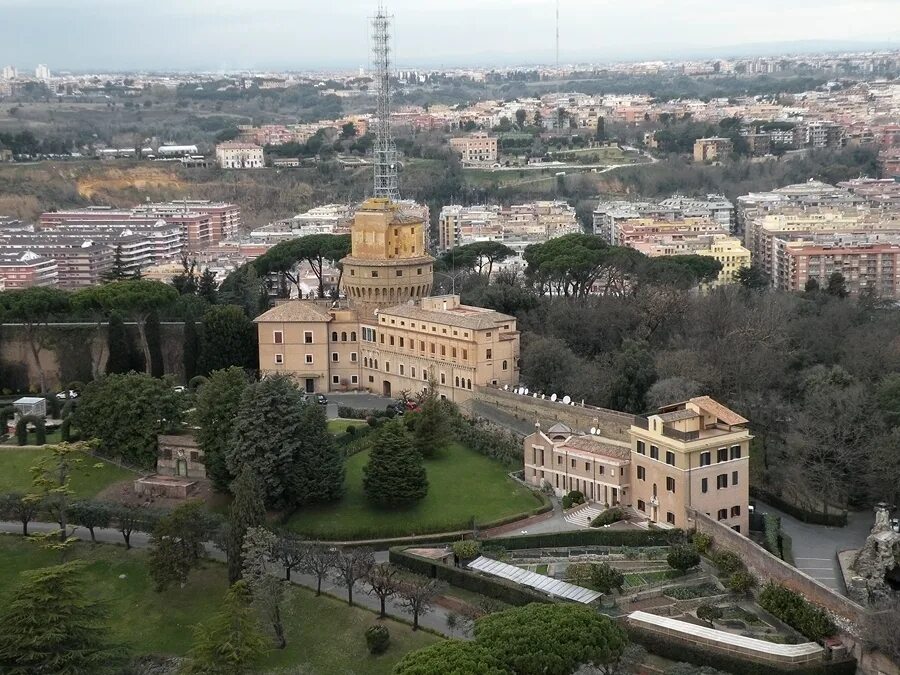 Радио ватикана. Радиостанция Ватикана. Vatican Radio. Резиденция губернатора Ватикана. Радио Ватикана на русском.