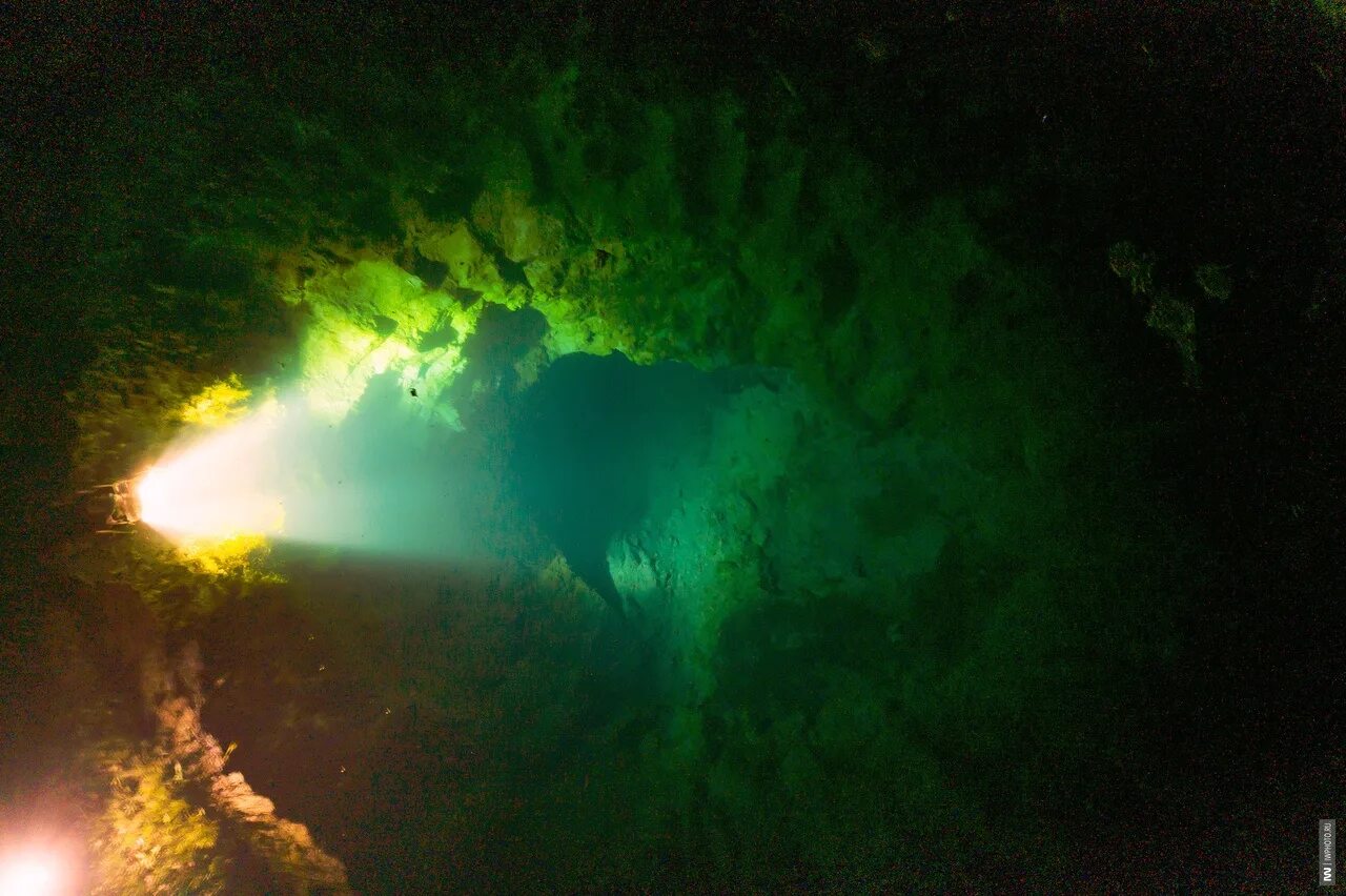 Голубые озера ночью. Голубые озёра красный лиман. Голубые озера ночью. Голубое озеро самарская область. Сергиевск самарская область голубое озеро.