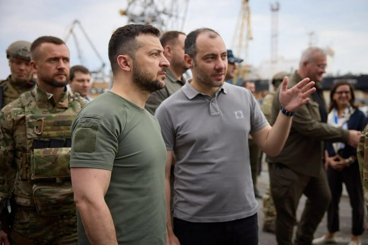 Включи последние новости украины. Новости харькова самые свежие. Включи последние новости украины. Развалины мариуполя. Язык украины фото.