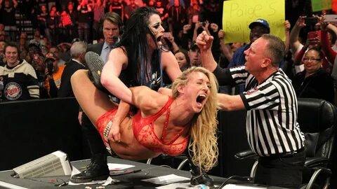 WWE DIVAS wrestling action fighting warrior sports divas sexy woman babe wo...
