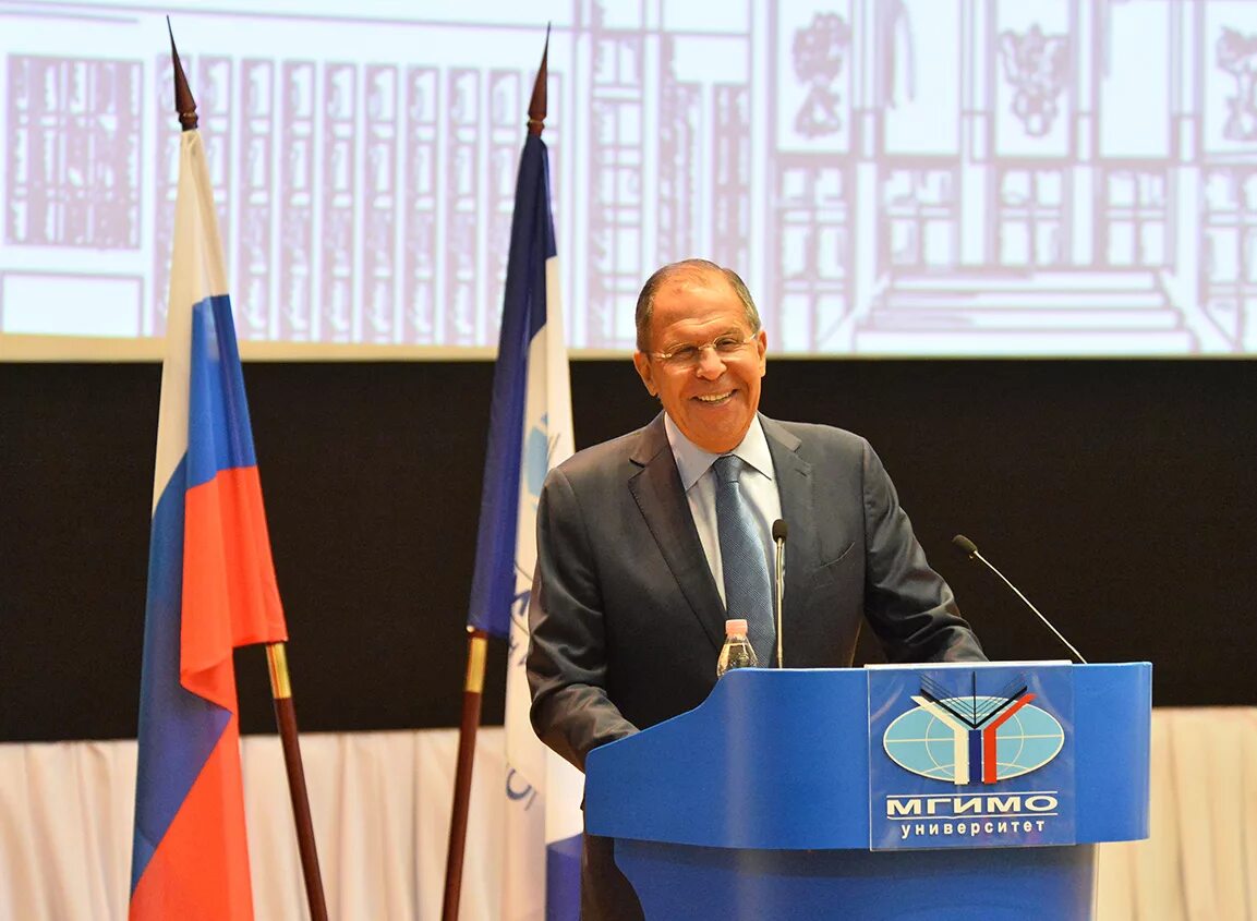 Выступление министра иностранных дел. Лавров в мгимо 2025. выступление лаврова сегодня мгимо.