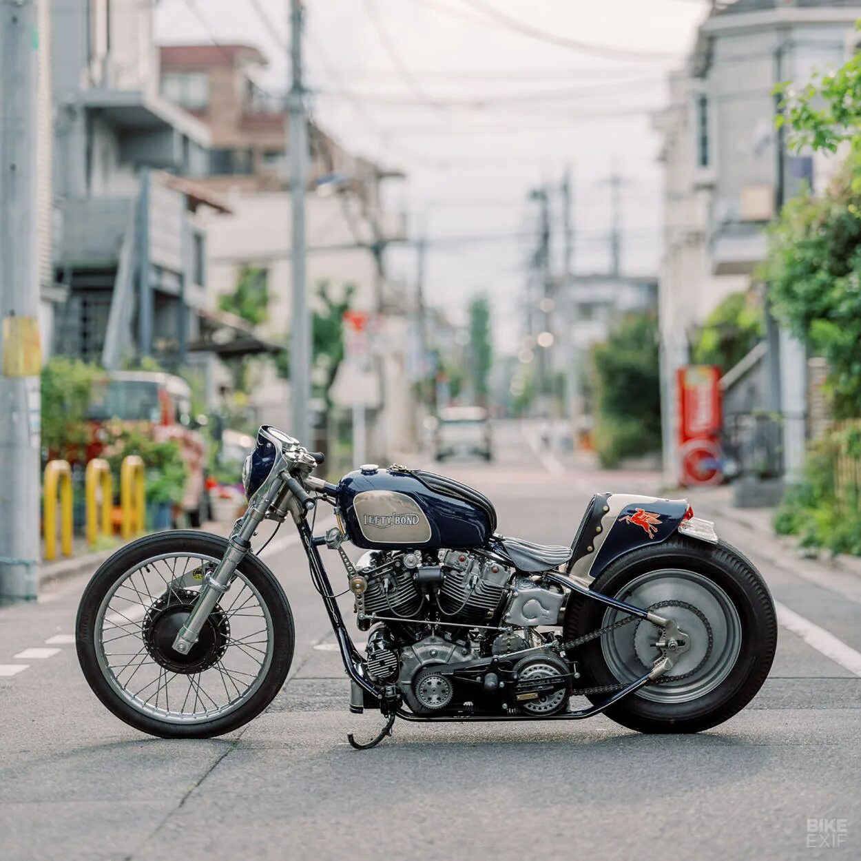 Купить мотоцикл из японии во владивостоке. Кастом Япония. Стиль боббер. Harley Davidson Japan Custom. Кастом боббер японские.