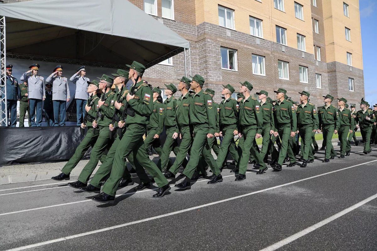 Сайт вмеда им кирова. Курсанты военно медицинской Академии Кирова. Военная медицинская Академия имени Кирова курсанты. Военная Академия имени Кирова Санкт-Петербург. СПБ Военная Академия Кирова.