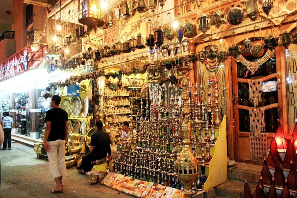 Где купить в хургаде. Рынок Хан-Эль-Халили. Рынок в Шарм Эль Шейхе. Сувениры в Египте Шарм-Эль-Шейх. Рынок Хан Эль-Халили (город Каир).