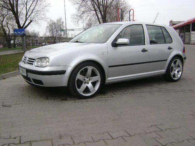 Купить гольф 4 тди 1.9. VW Golf 4 1.9 TDI. Golf 4 1.9 TDI 2003. Golf 1.4 2001. Гольф 4 1.4 2001.