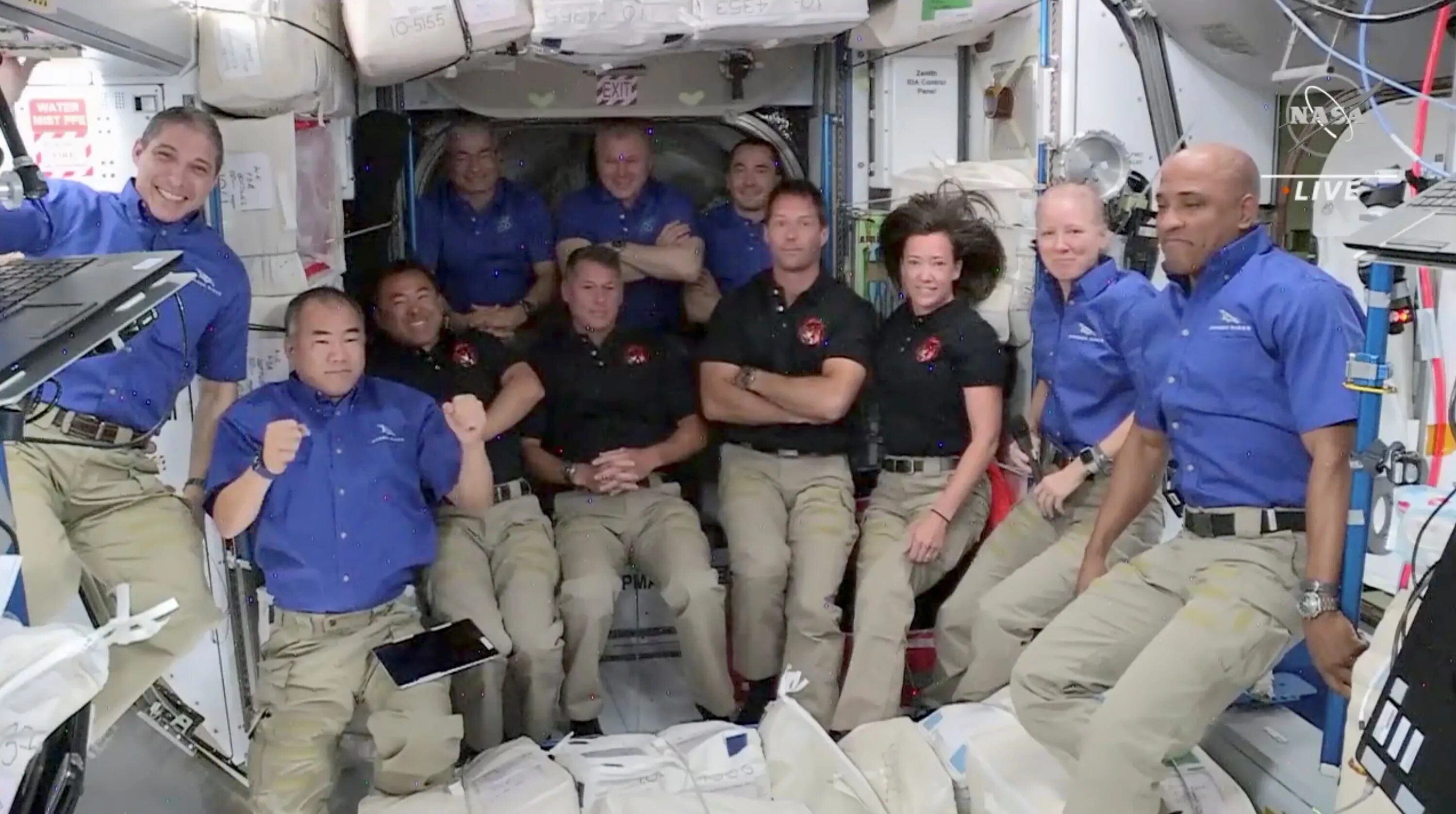 10 лет на орбите. Crew Dragon на МКС. SPACEX Crew-5. SPACEX Crew-2. МКС 2021.