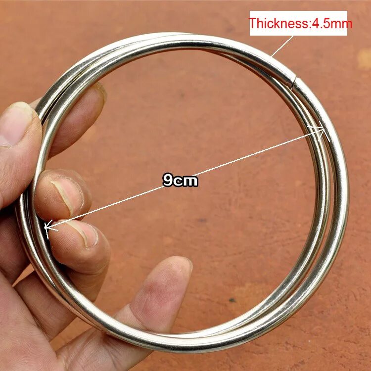 Кольца 90 мм. Металлические кольца большого диаметра. Металлические кольца для рукоделия большого диаметра. Большое металлическое кольцо. Железные кольца большие.