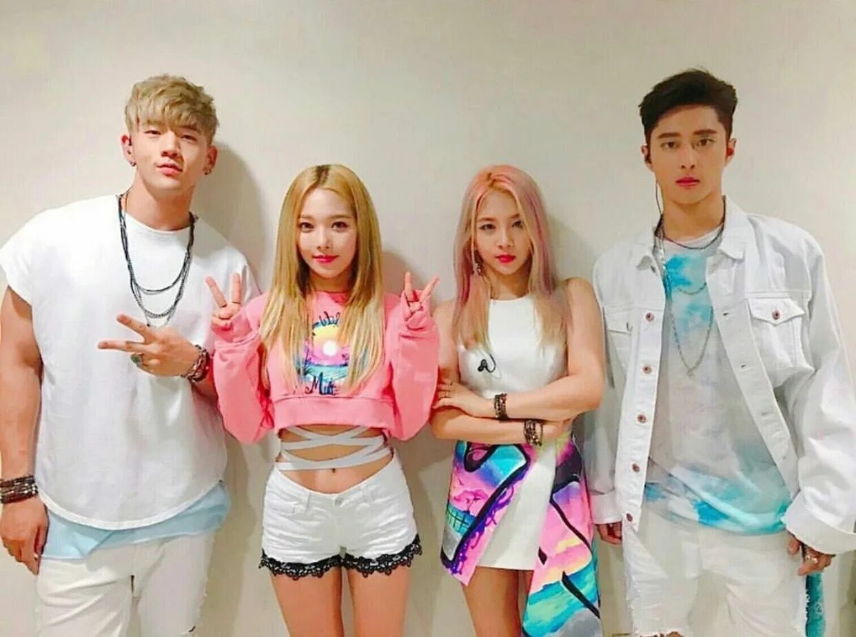 T kard. KARD. KARD группа участники. Энхайпен группа. KARD С именами группа Jiwoo.