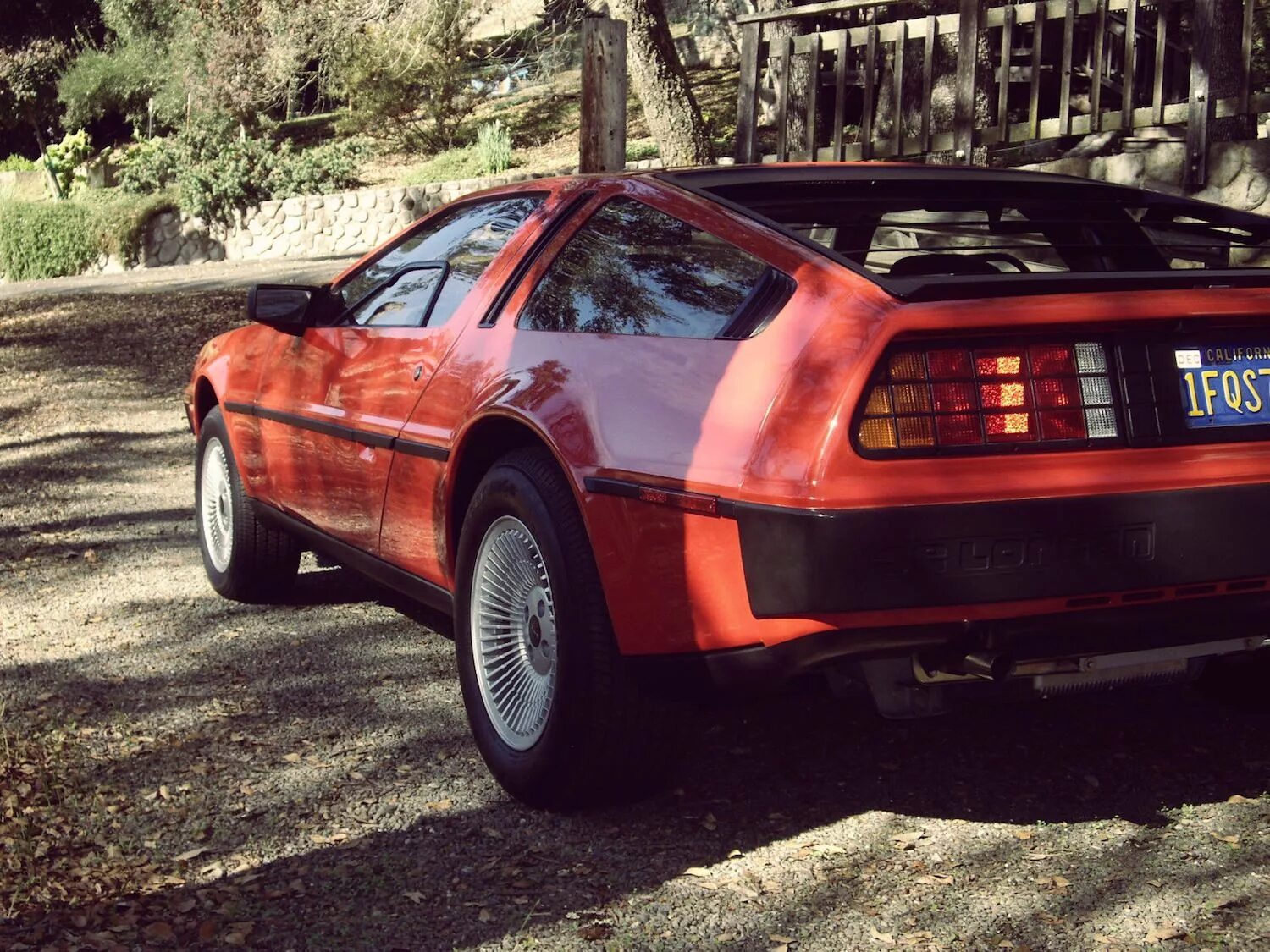 Delorean dmc-12. Делориан dmc 12. Gmc делориан. Делориан 1981. Gmc 12 делориан.