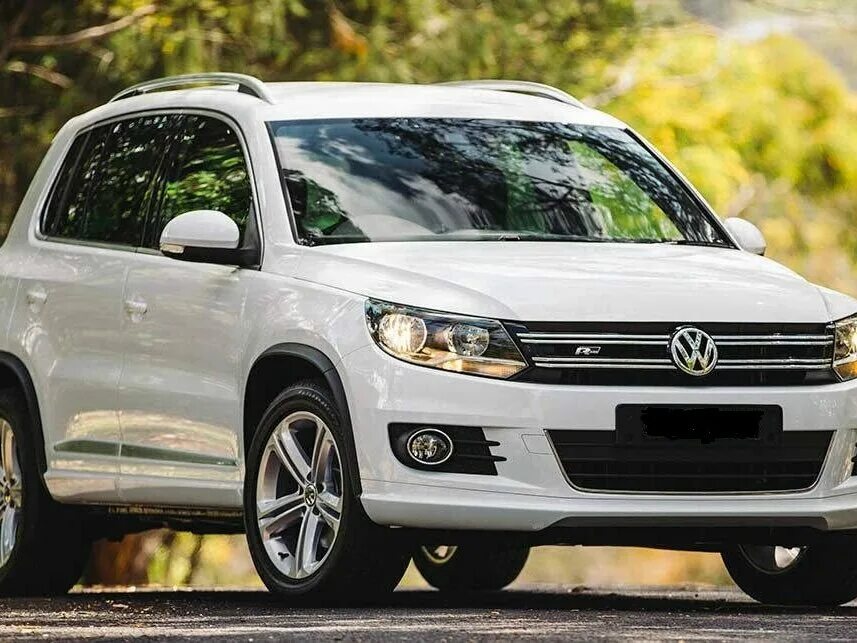 Фольксваген тигуан 2015. VW Tiguan r-line 2015. Volkswagen Tiguan 2015 белый. Volkswagen Тигуан 2015.