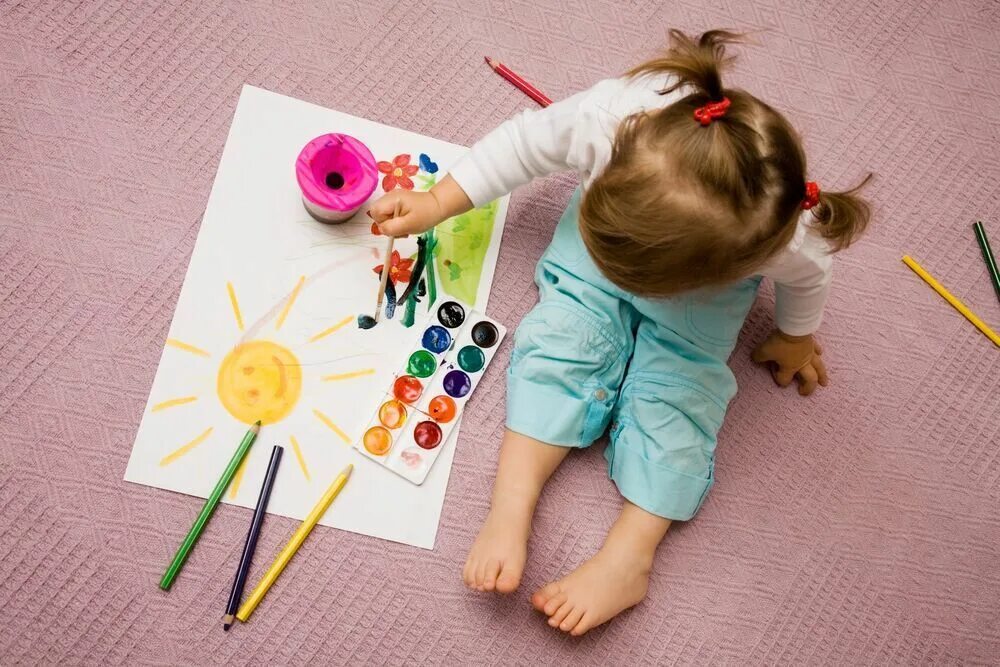 Kid paint. Дети творчество. Творческие занятия для детей. Рисование для детей дошкольного возраста. Детское творчество рисование.