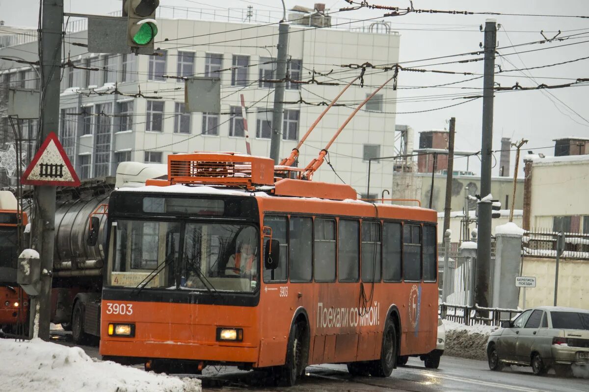 Троллейбус Нижний Новгород 2022. Троллейбусное депо Нижний Новгород. Нижегородский троллейбус ВМЗ 52981. Троллейбус ВМЗ 52981 Лидер.