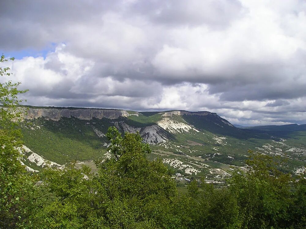 Село Куйбышево Бахчисарайский район. Бельбекская Долина Куйбышева. Бахчисарайский Райн село Куйбышева. Скала село Куйбышево Бахчисарайский район.