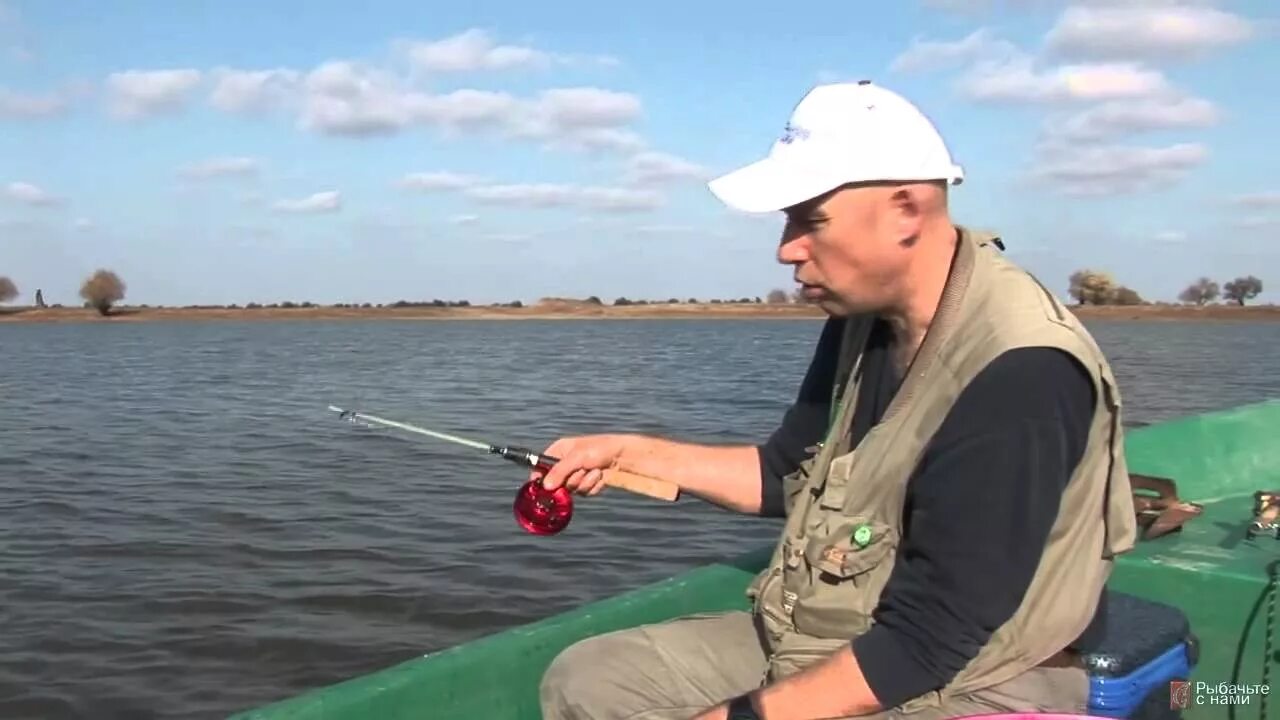 Ловля судака с лодки