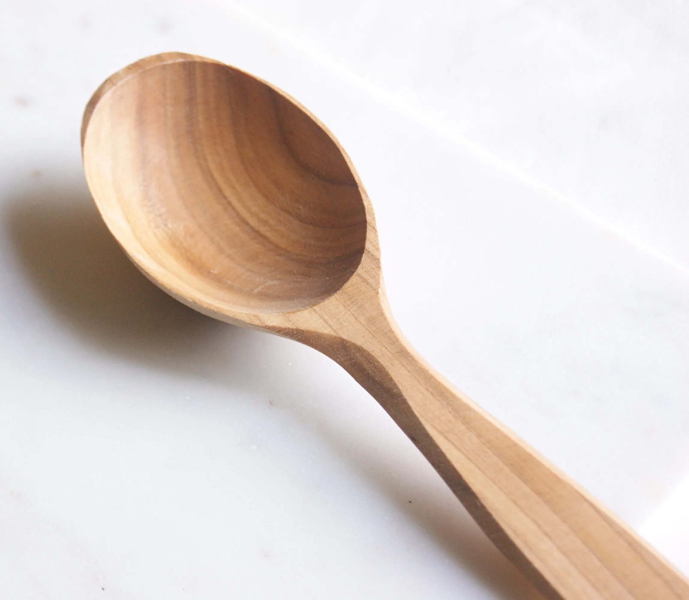 Wooden spoon. Вуден Спун. Ложки деревянные для рамена. Деревянная ложка референс. Фактура ложки.