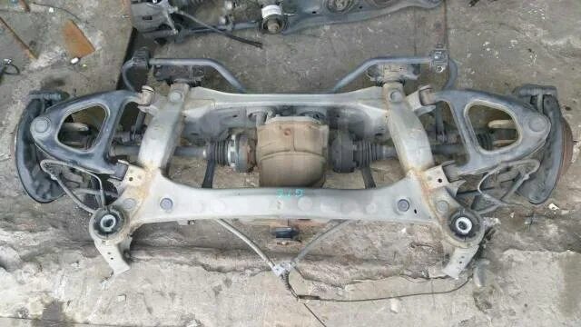 Задний подрамник jzx100. Передний подрамник jzx100. Подрамник чайзер 100. Подрамник чайзер 100 передний. Подрамник jzx100.