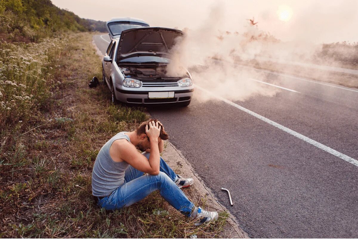 My car breaks down. Машина сломалась. Сломалась машина на дороге. Сломалась машина на трассе. Неисправные авто.