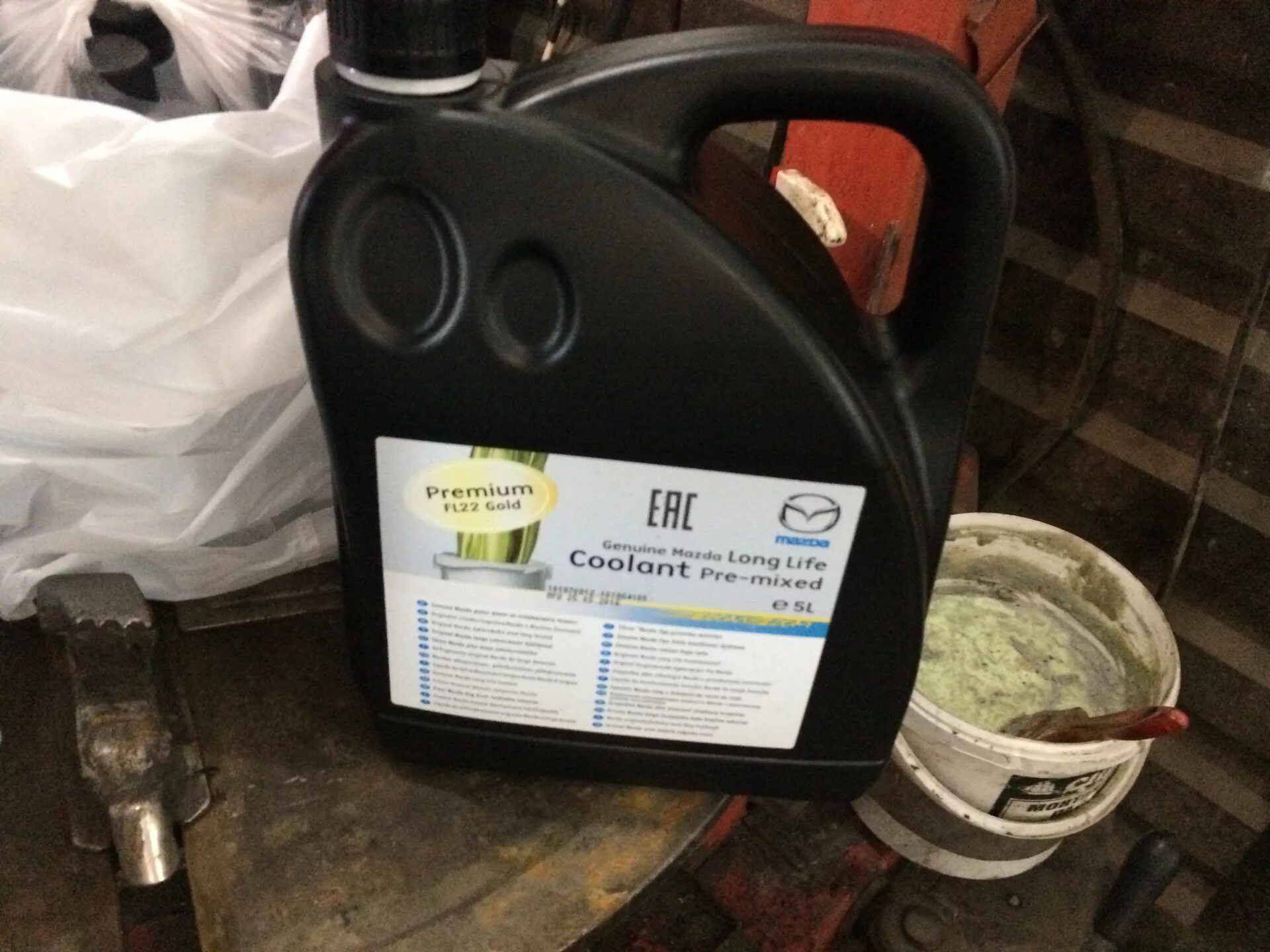 Масло зик в мкпп мазда 3 1. Моторное масло для мазда 6 gh 2. 6. Масло motul для мазда 6. Масло для мазда 6 gh.