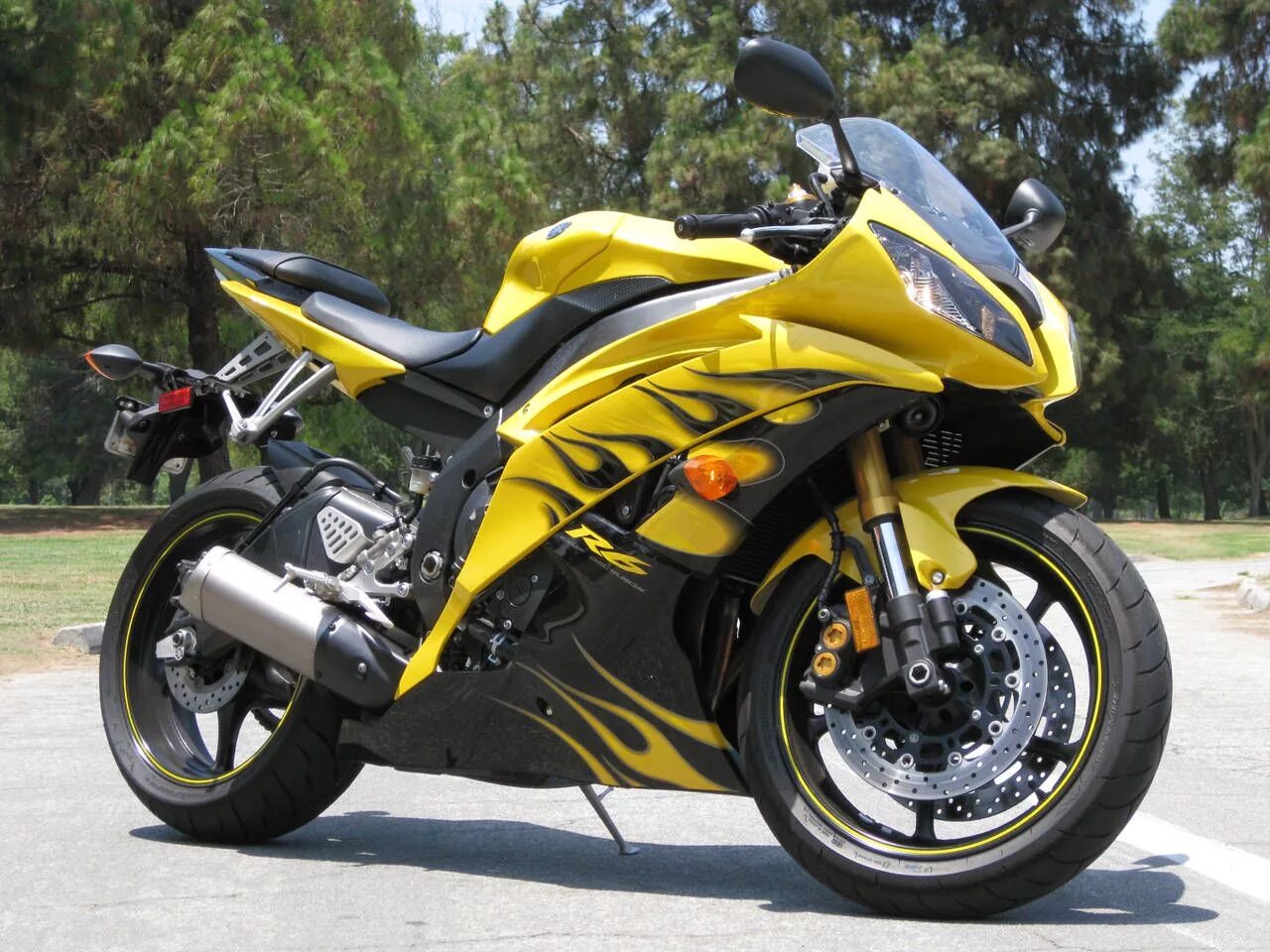 Мотоцикл Ямаха р6. Yamaha YZF-r6. Yamaha r6 2008.